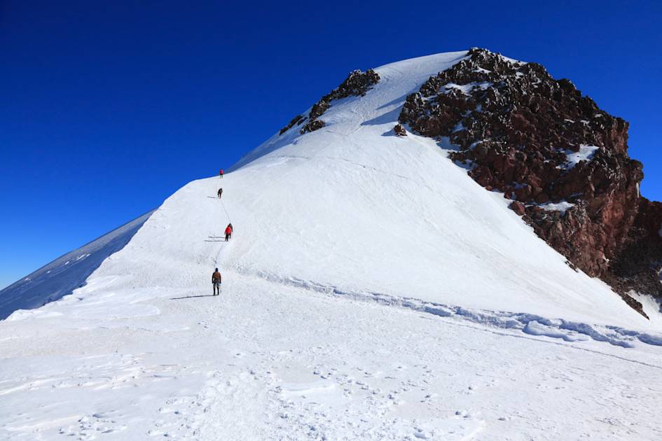 Kazbek Summit Ascent (5047 m)